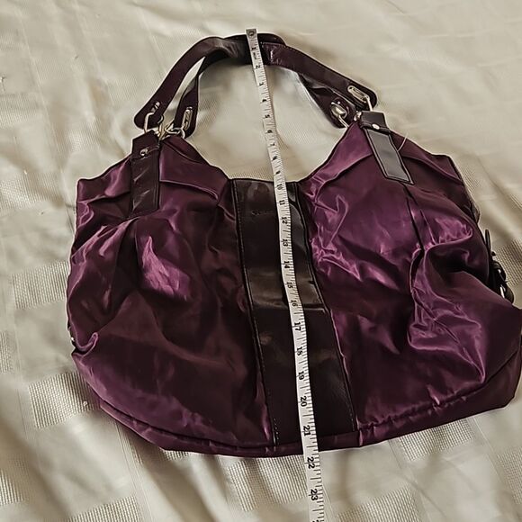 Calvin Klein Shoulder Bag Purple 12"×18" - Picture 8 of 16